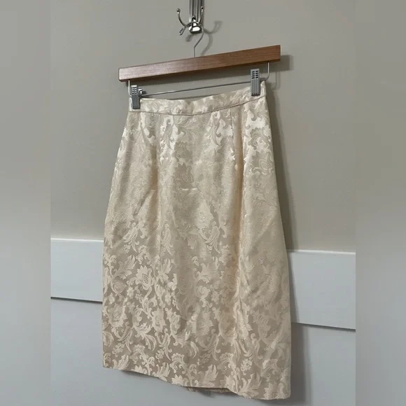 Scott McClintock Vintage Formal Cream Paisley Print Skirt Suit Size 4 - Picture 9 of 13